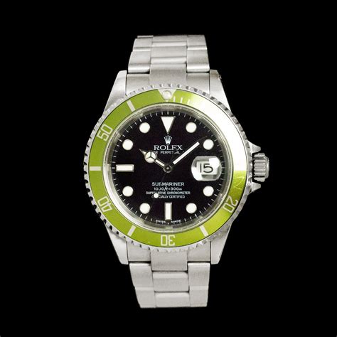 The Rolex Submariner Kermit: Exploring the 16610LV and its 